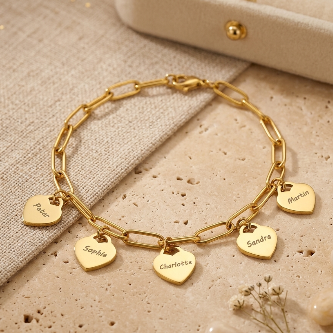 Herzensnamen - Armband mit Herzcharms & Gravur