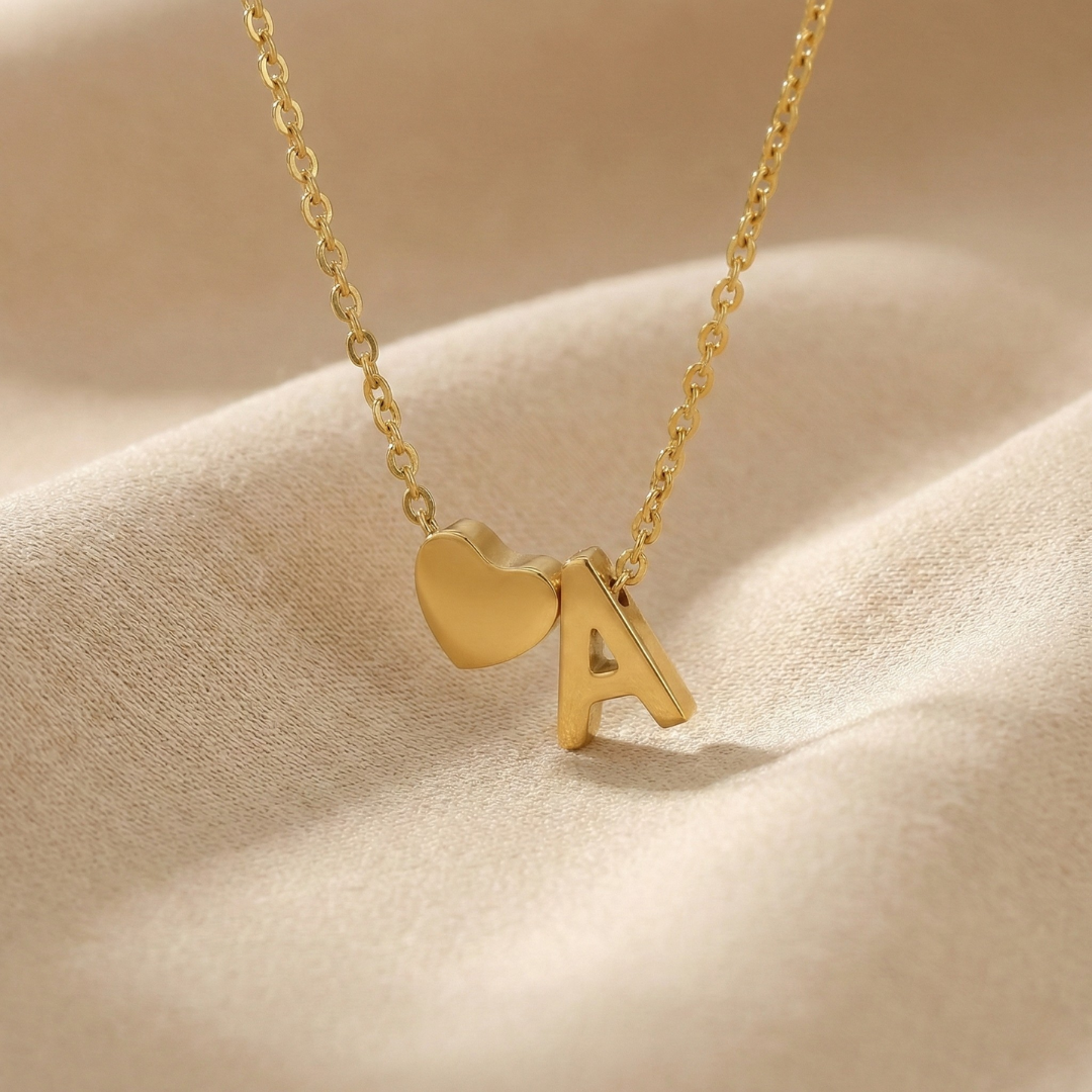 Lovetra - Halskette mit Initial