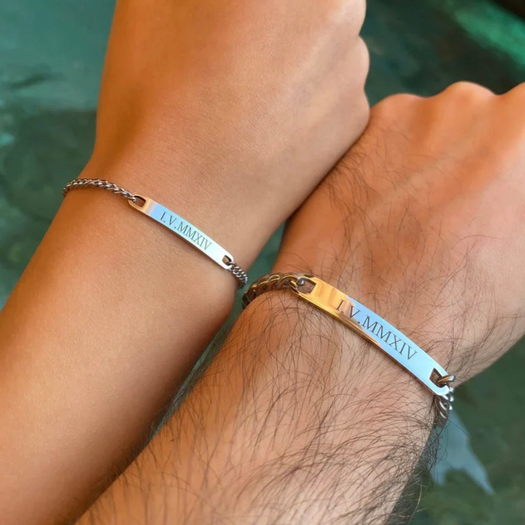 Partnerarmbänder mit Gravur